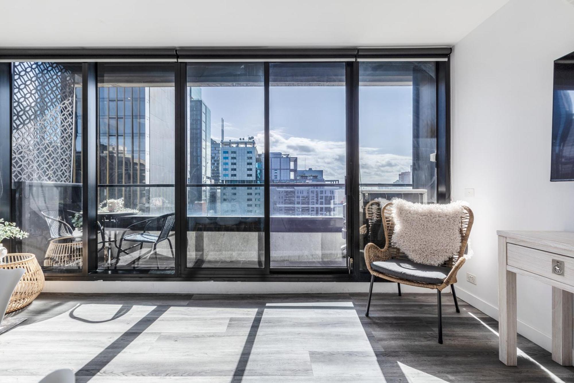 Riverview Suites By Edgetrip Melbourne Exterior photo