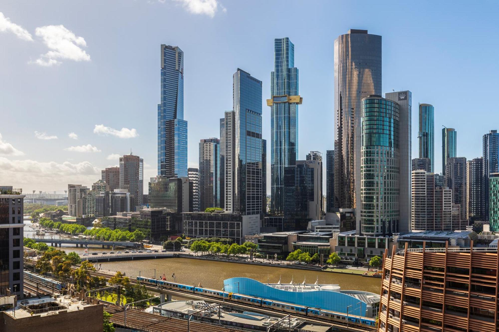 Riverview Suites By Edgetrip Melbourne Exterior photo
